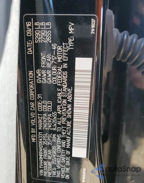 2017 Volvo Xc60 T6 Dynamic z USA, uszkodzony, nr VIN YV449MRR4H2064331